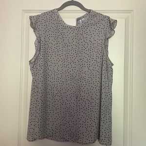 Sleeeveless blouse